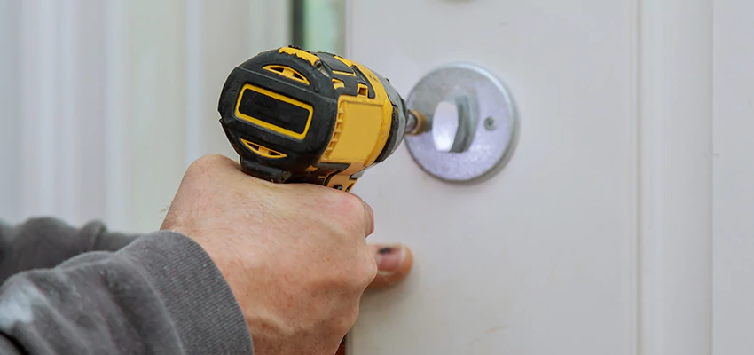 Street Locksmith For Smart Lock Repair in Carpinteria, CA