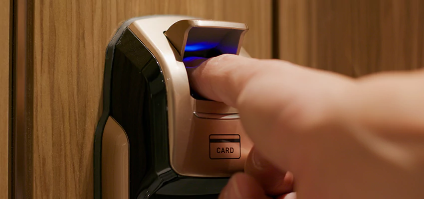 Locksmith Company For Window Lock Installation in Carpinteria, California